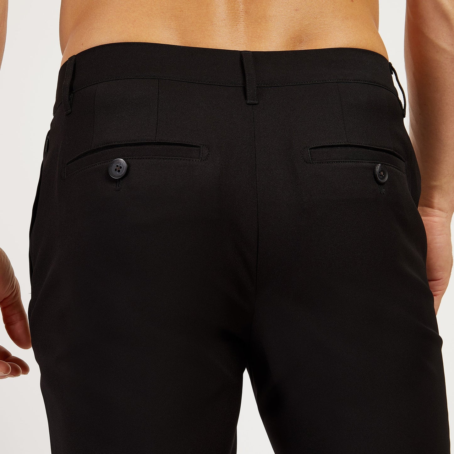 https://cdn.shopify.com/s/files/1/0578/7385/8748/files/mstp_putn_blac_2400x2400_08_fe25eb35-9d0d-4dfc-b310-0f8172909c3c.jpg?v=1739392859