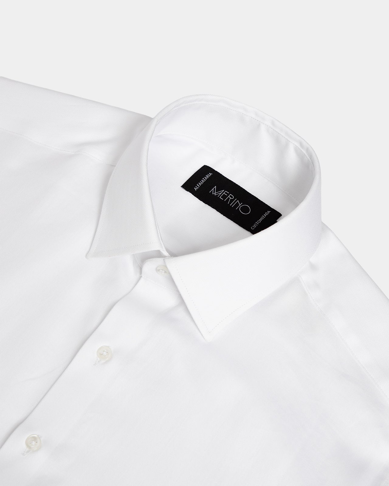 https://cdn.shopify.com/s/files/1/0330/5773/4715/files/MERINO_STILL_REF21601_COR0493_02copiar.jpg?v=1772026019