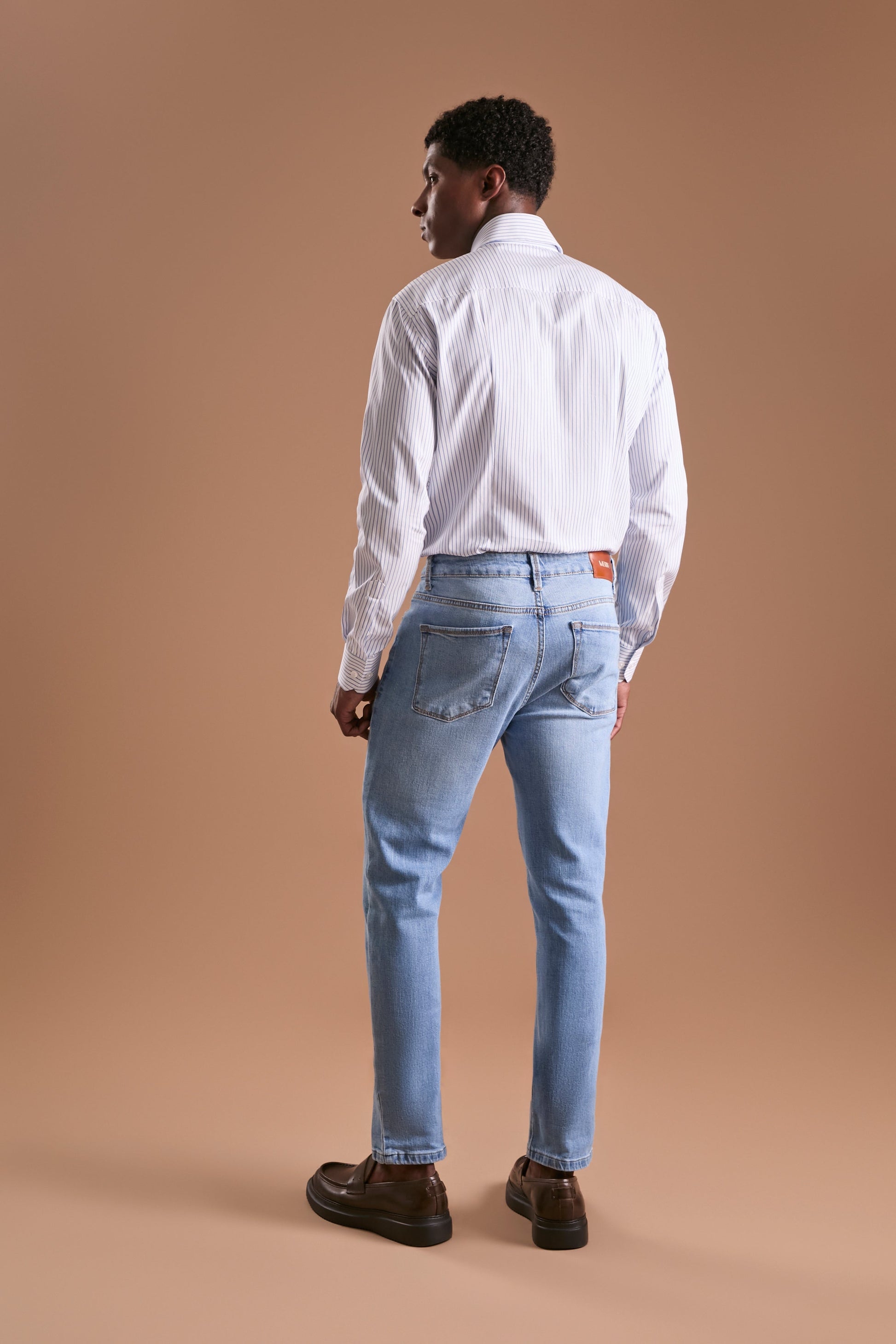 https://cdn.shopify.com/s/files/1/0330/5773/4715/files/a6eef16418d5dad5caef01f70fe4b279.jpg?v=1749483817
