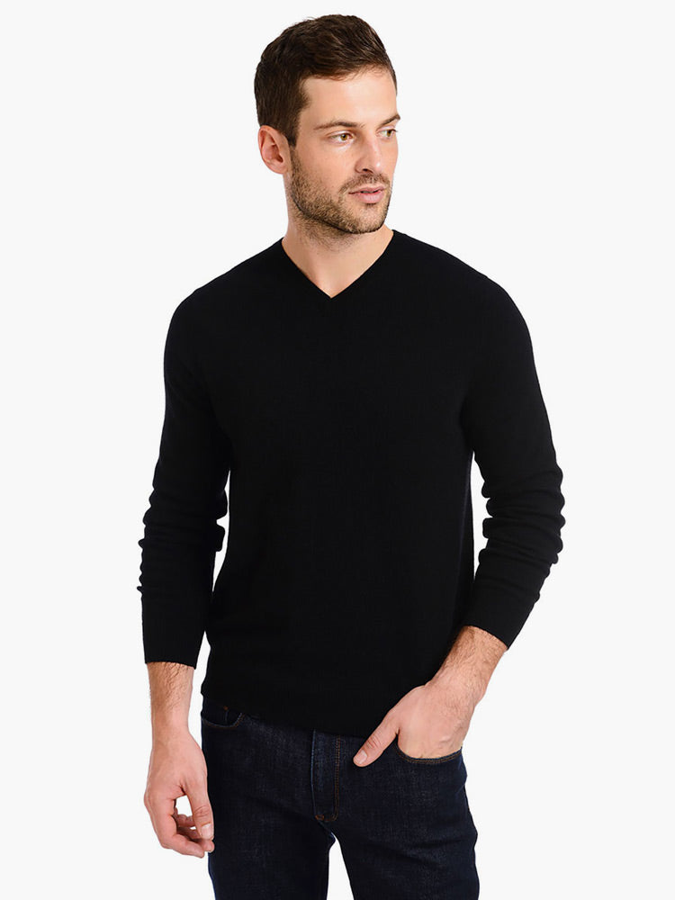 https://cdn.shopify.com/s/files/1/0578/7385/8748/products/mens_vneck_black_1112_5.jpg?v=1631737498