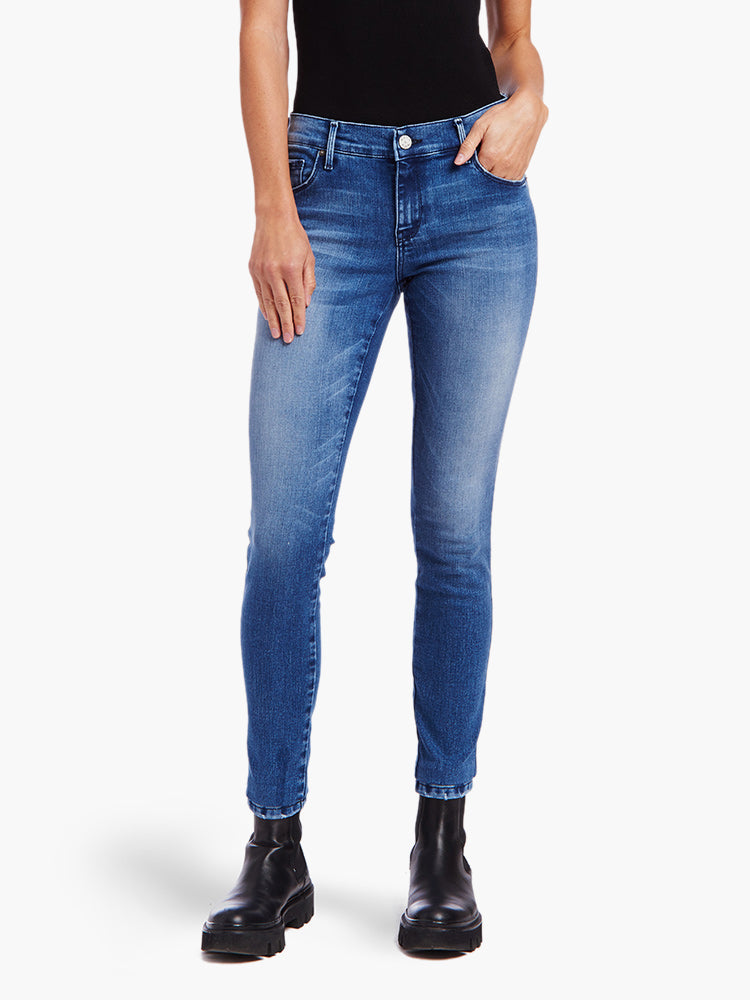 https://cdn.shopify.com/s/files/1/0578/7385/8748/products/mski_moor_18mo_1141_1.jpg?v=1631737297