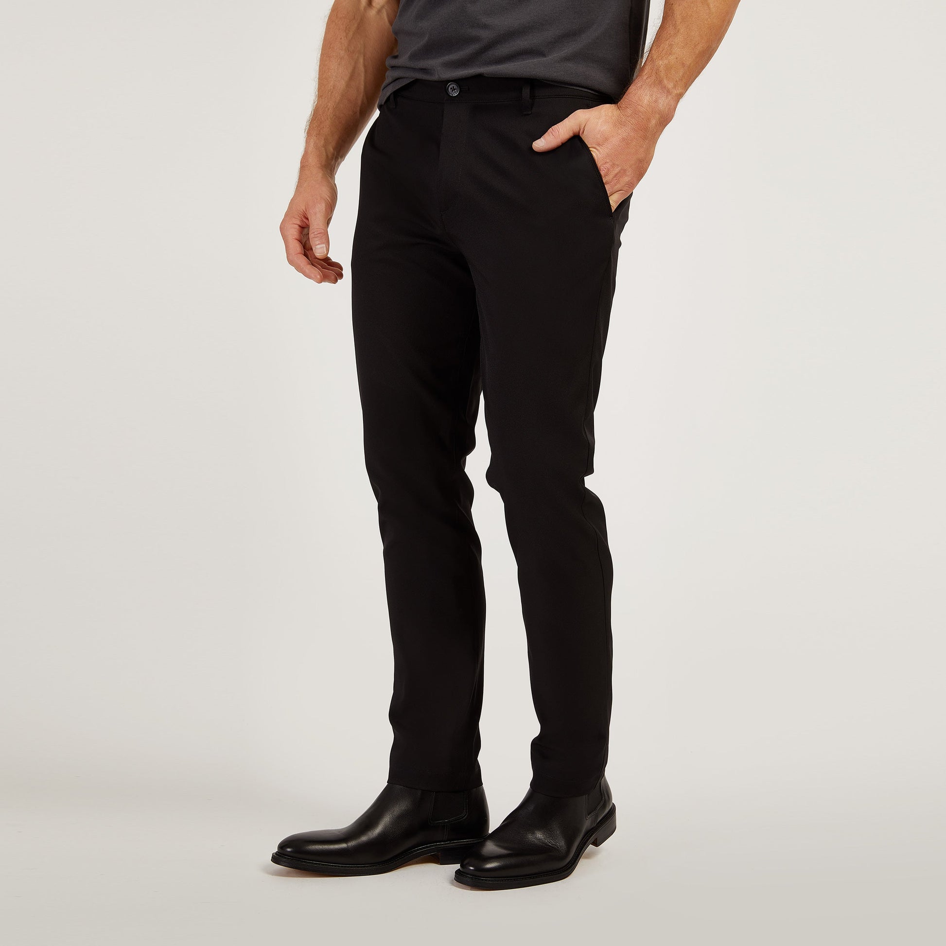 https://cdn.shopify.com/s/files/1/0578/7385/8748/files/mstp_putn_blac_2400x2400_02_742614d4-419f-4728-9e88-5b2200d46af8.jpg?v=1739392859