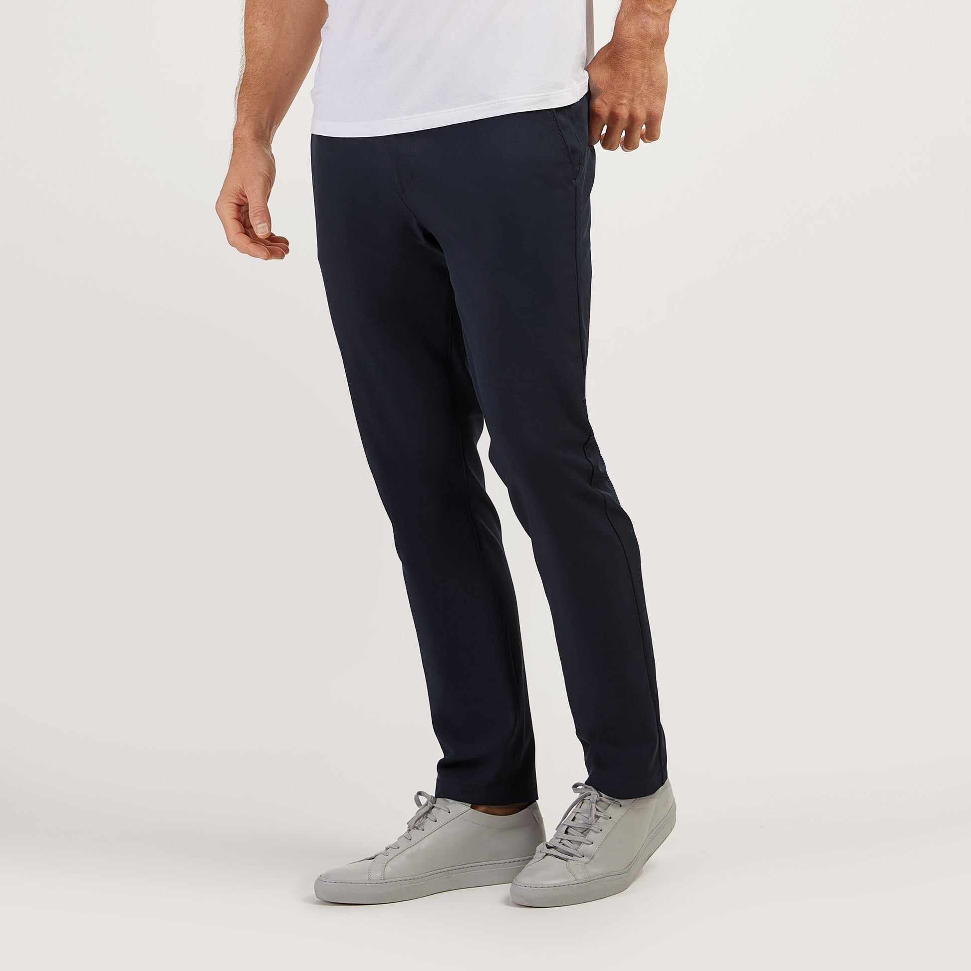 https://cdn.shopify.com/s/files/1/0578/7385/8748/files/mstp_putn_navy_2400x2400_02_5a072d30-4be7-4a31-bf0d-412a13d10811.jpg?v=1739470273
