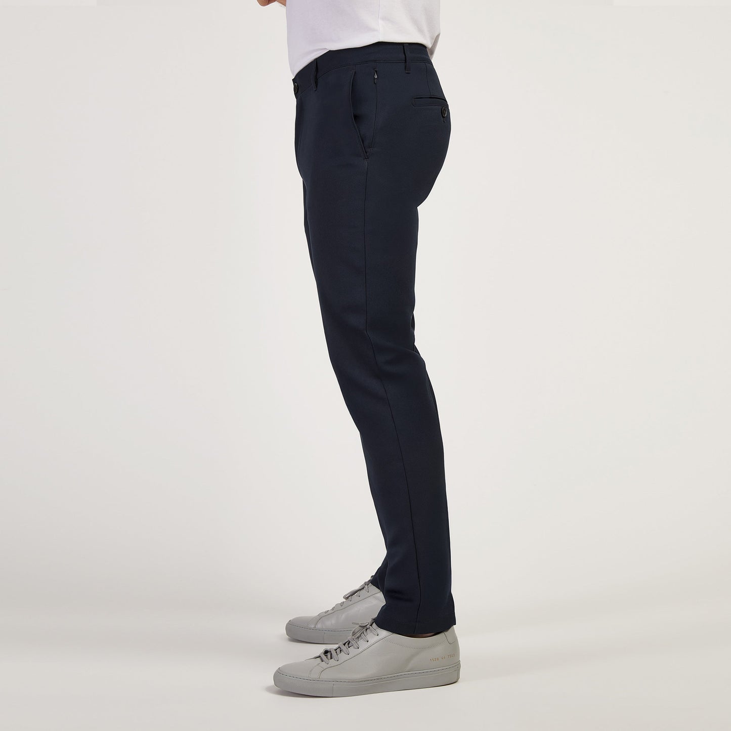 https://cdn.shopify.com/s/files/1/0578/7385/8748/files/mstp_putn_navy_2400x2400_03_66988c0e-4f0f-4344-839e-bfda56c5c99a.jpg?v=1739470273