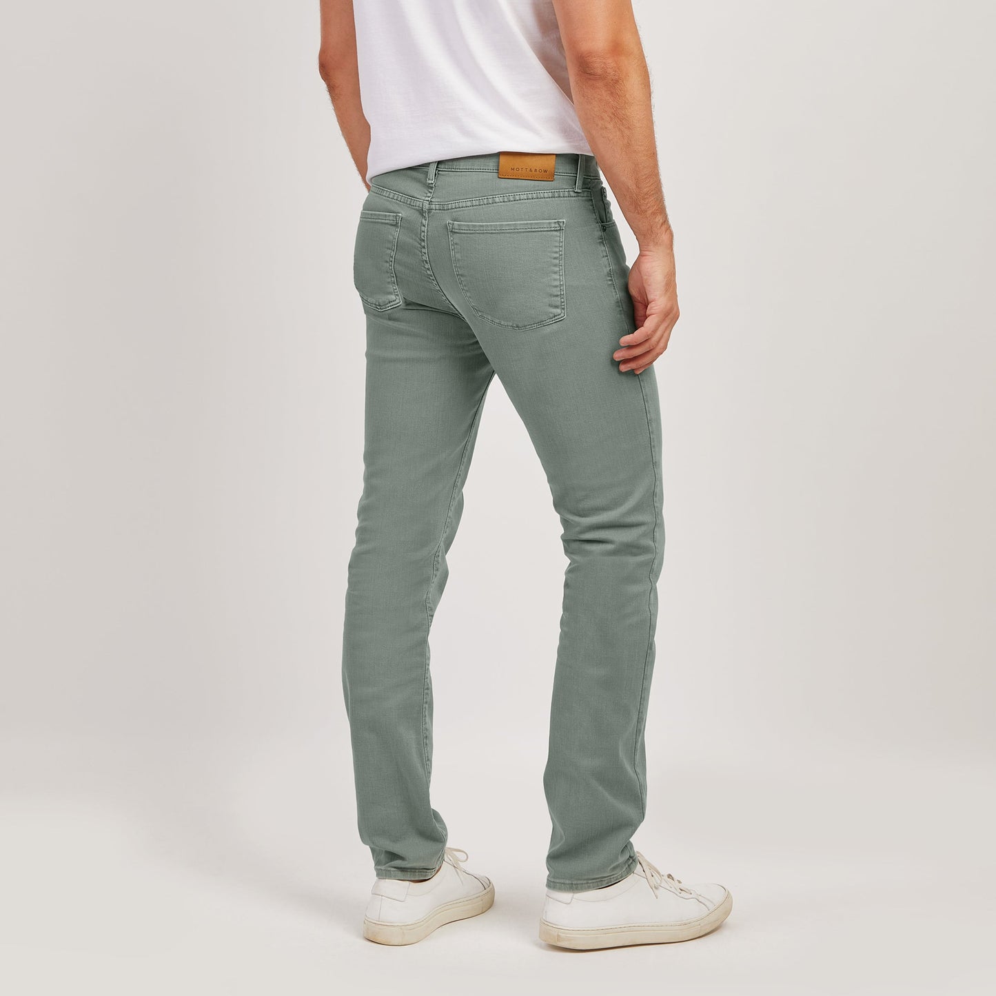 https://cdn.shopify.com/s/files/1/0578/7385/8748/files/slim_merc_sage-32x32_03_27a19d25-0660-405d-8360-0b4d7aab87ff.jpg?v=1761752771
