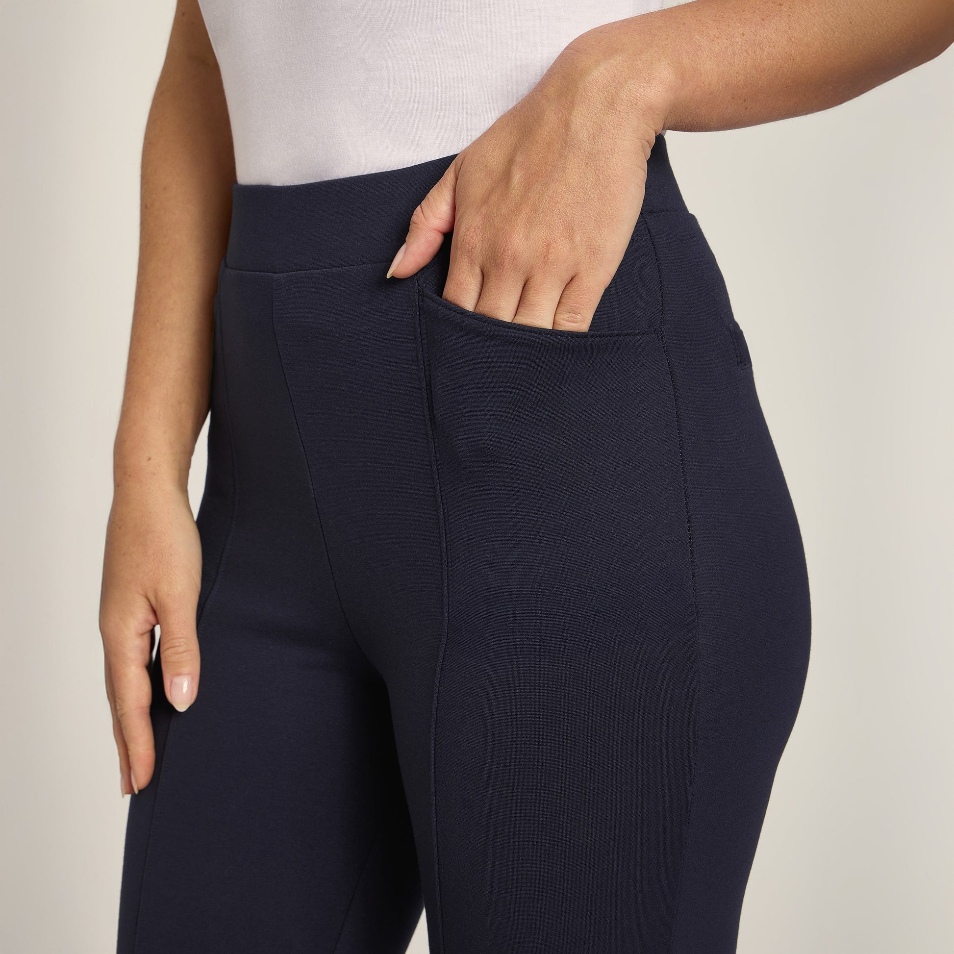 https://cdn.shopify.com/s/files/1/0578/7385/8748/files/slkp_powe_navy_2400x2400-6.jpg?v=1763725309