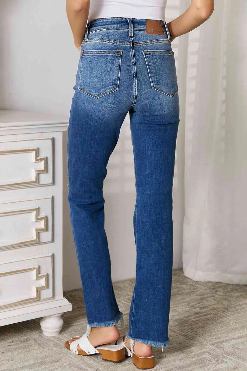 *APP EXCLUSIVE* Judy Blue Distressed Raw Hem Jeans