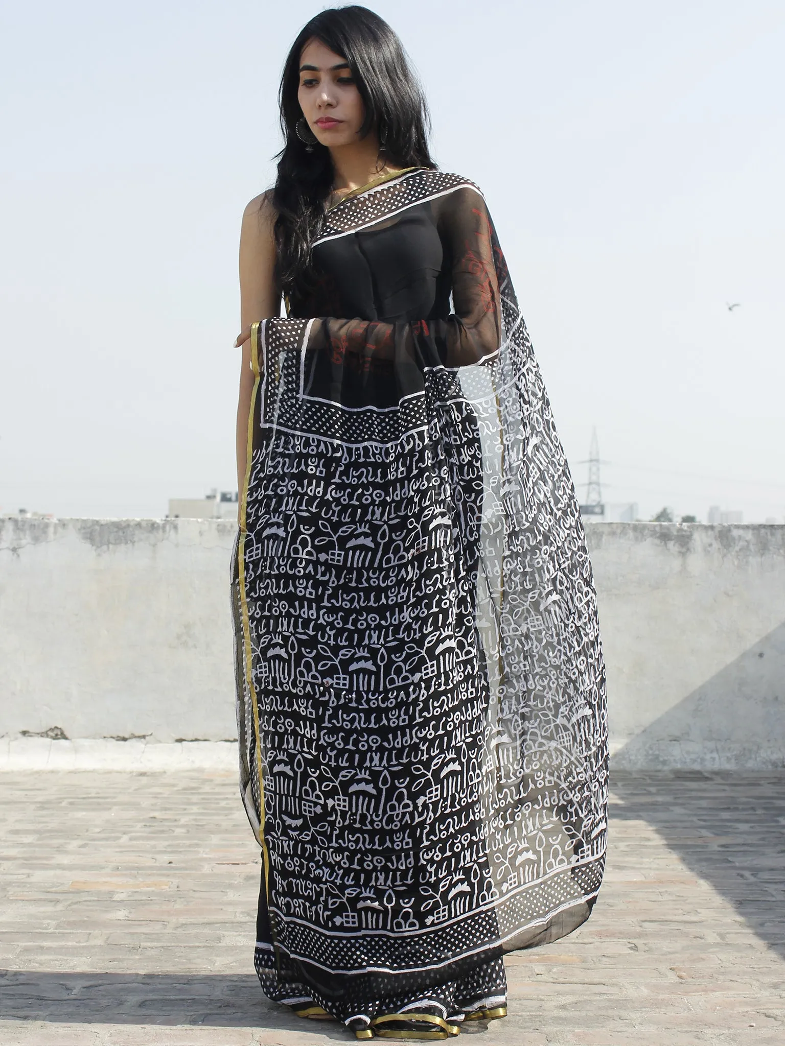 Black White Red Hand Block Printed Chiffon Saree - S031702319