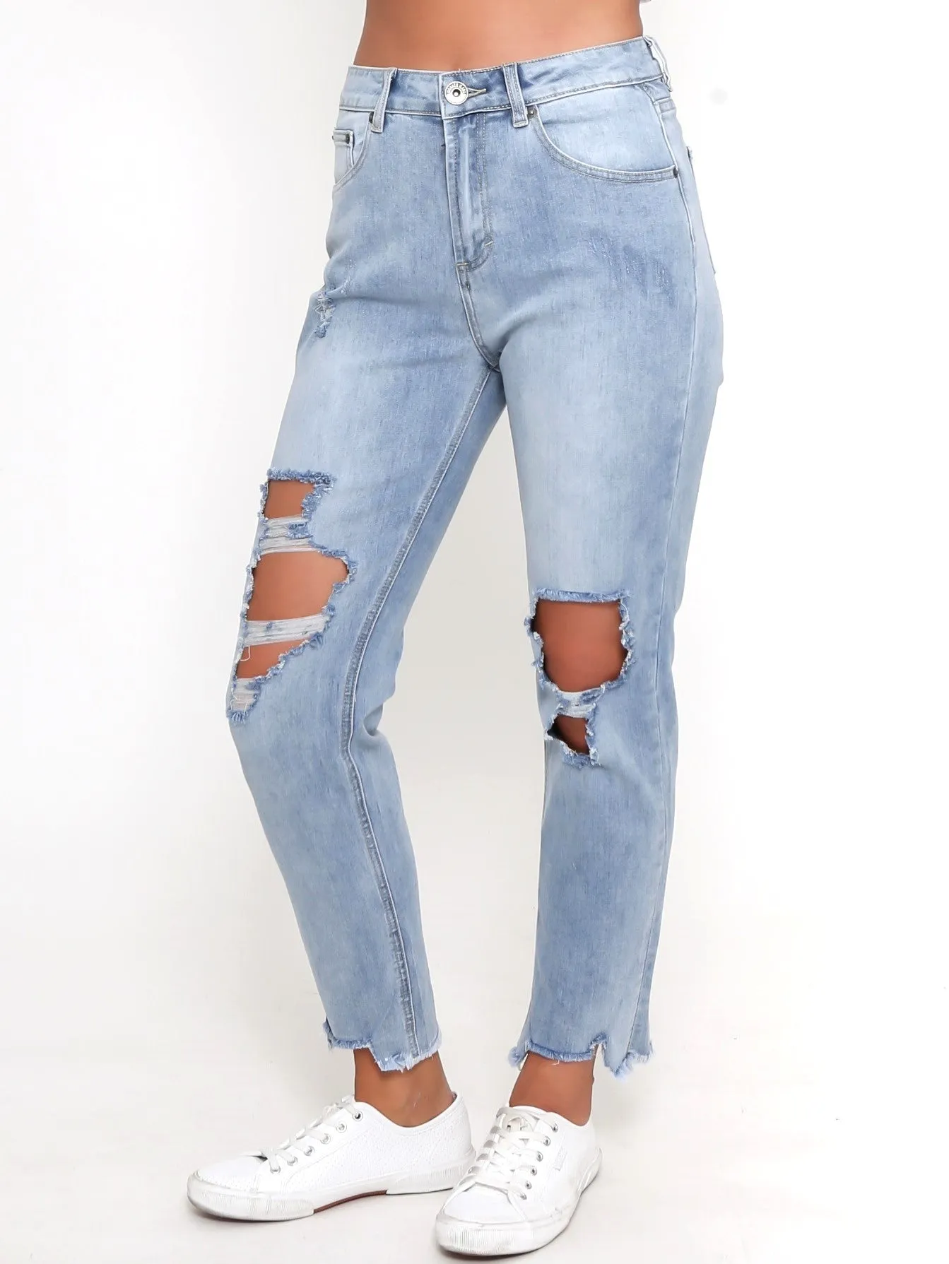 Boyfriend Distressed Jeans - Blue Wash