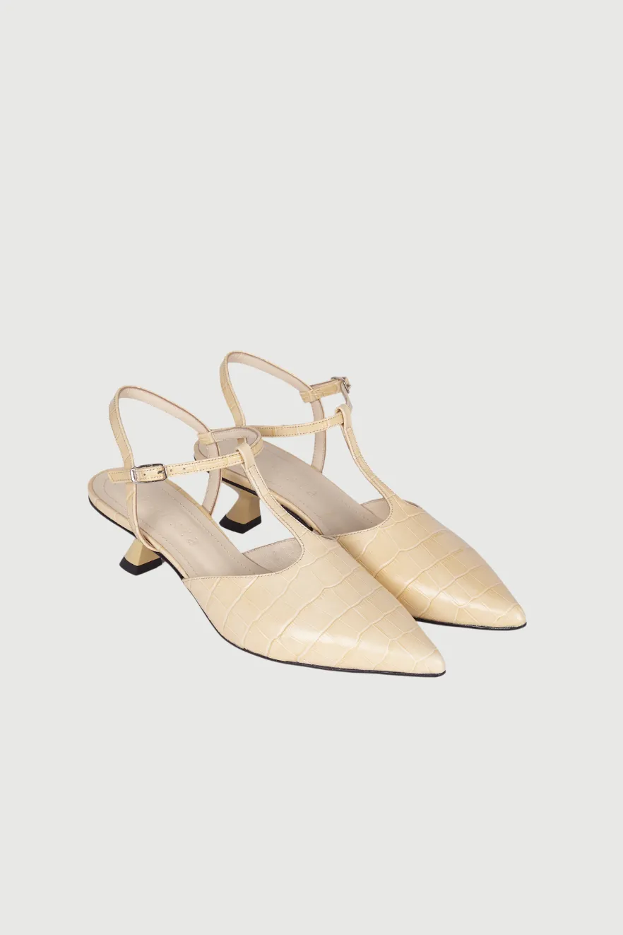 Camila Pumps in Vanilla croc-effect Leather