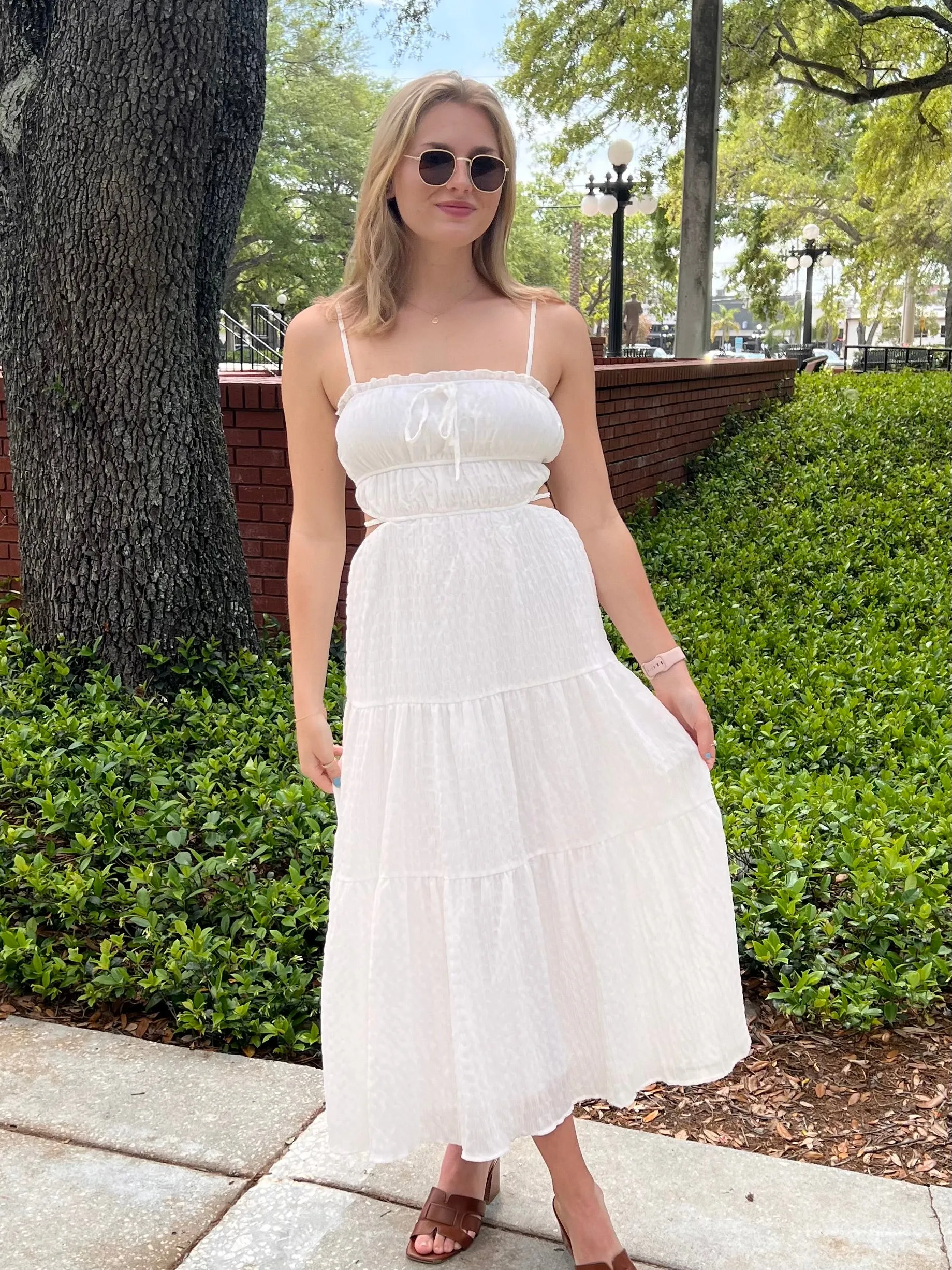 DANIELLE MAXI DRESS IN WHITE