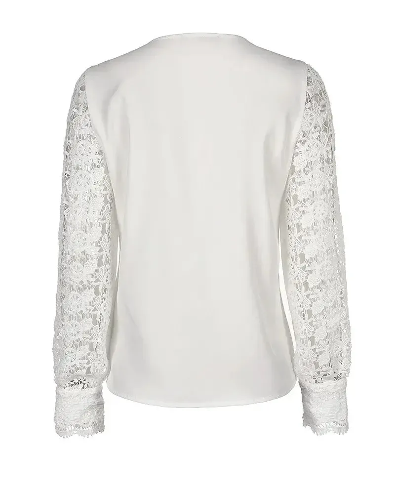 Deanwangkt - V-neck top with long sleeves in guipure lace