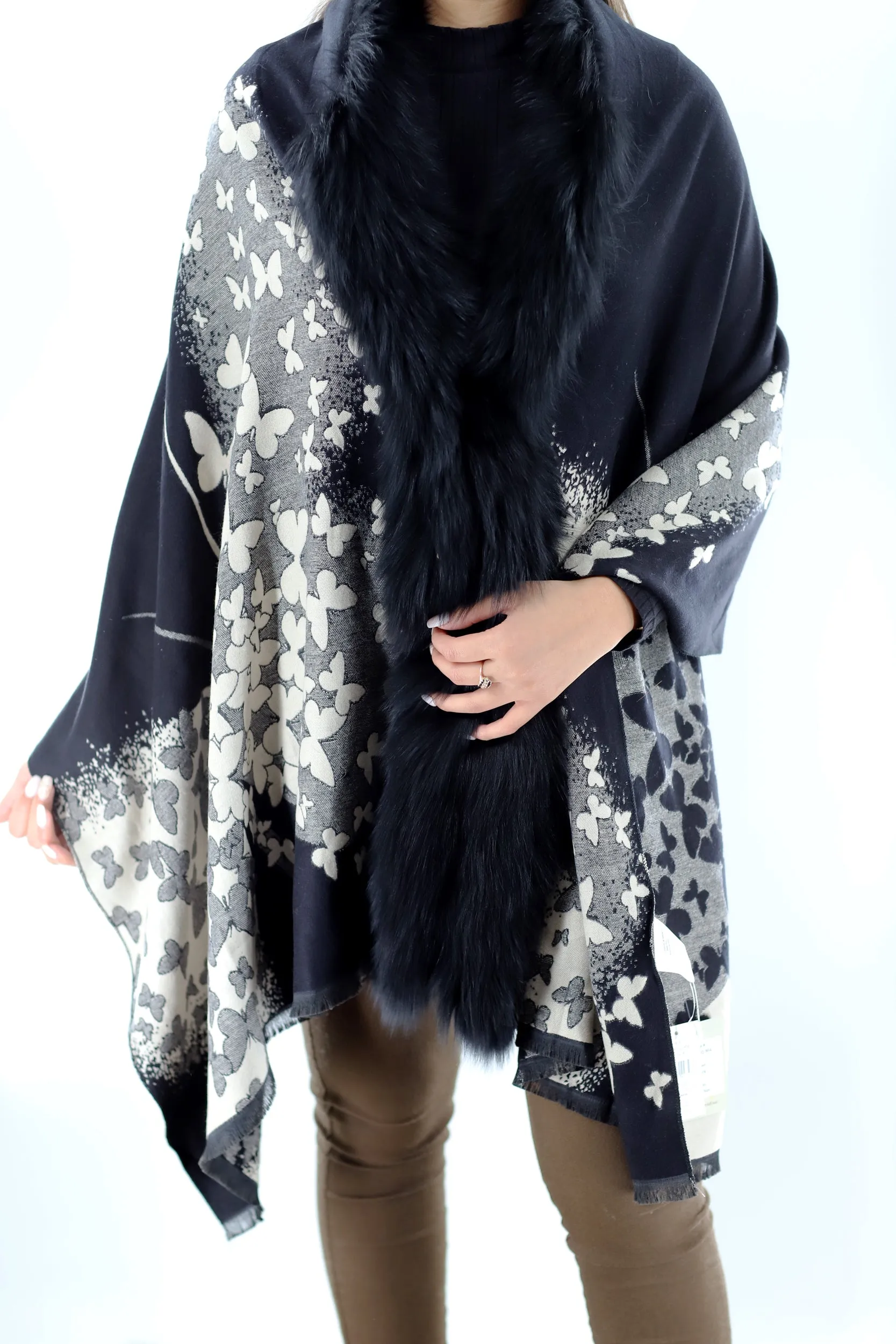 FUR TRIM WRAP- BLACK