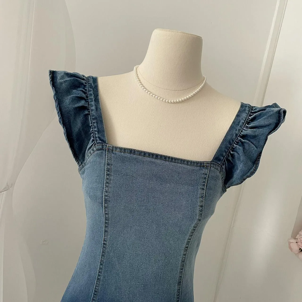 Simple Denim Gradient Small Flying Sleeve Raw Edge Dress