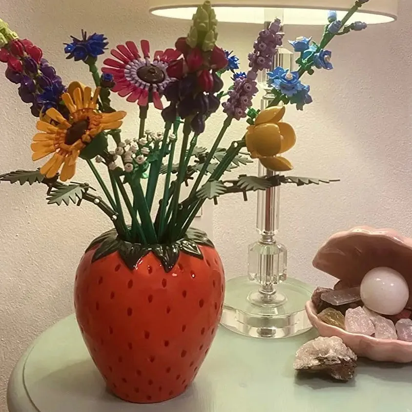 Stylish Strawberry Vase